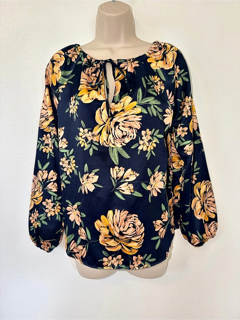 Jessica Simpson Floral Blouse in Blue & Yellow Size Medium